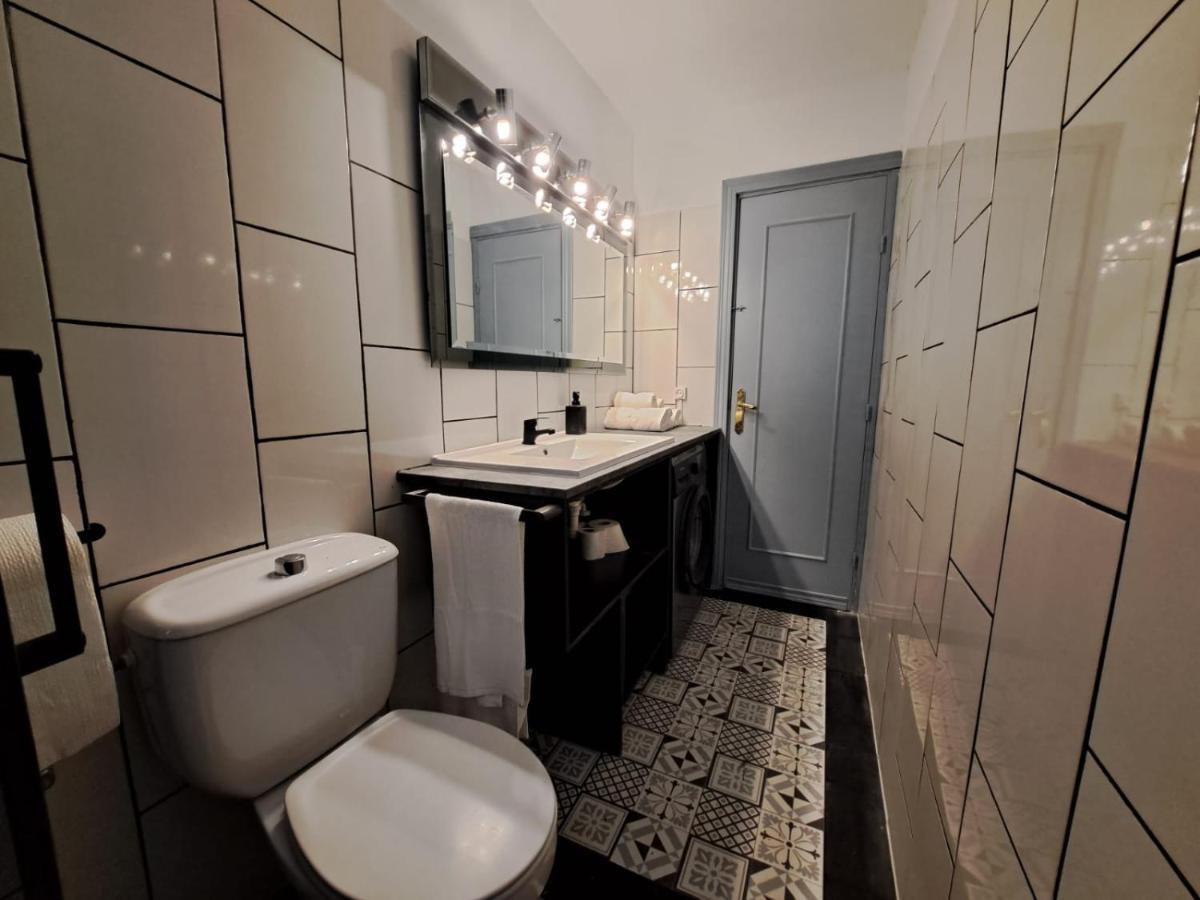 Chueca Modern Apartment มาดริด ภายนอก รูปภาพ