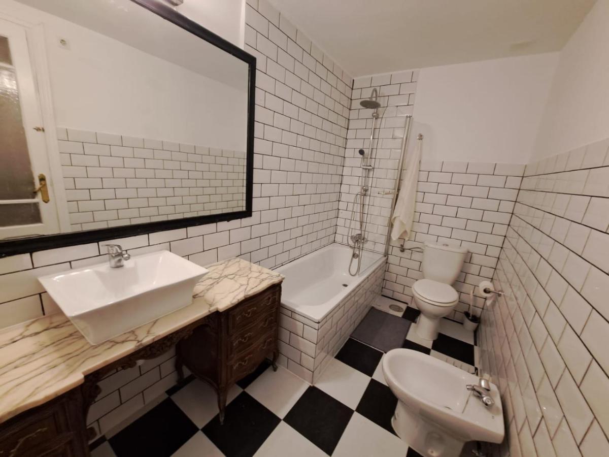 Chueca Modern Apartment มาดริด ภายนอก รูปภาพ