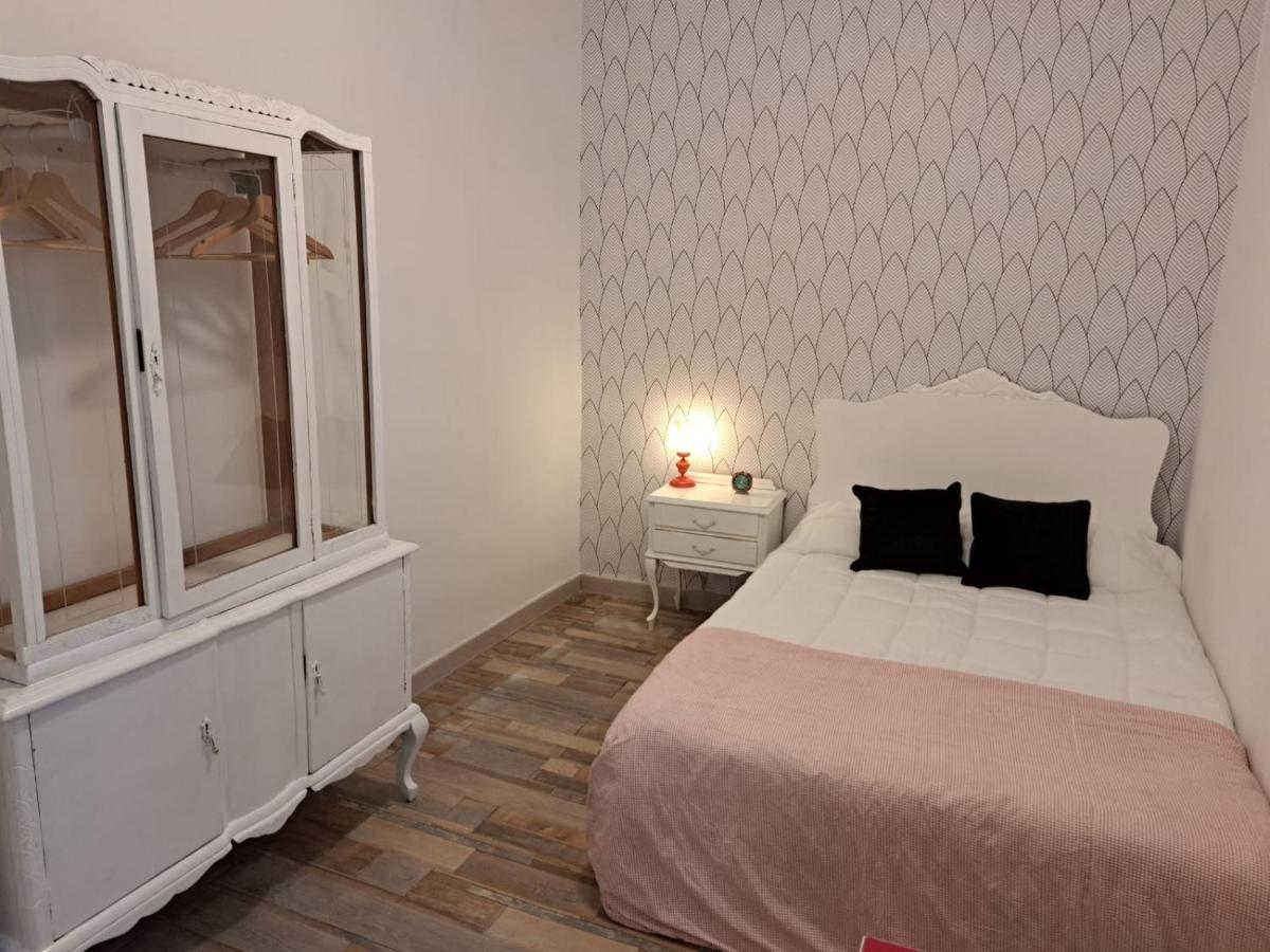Chueca Modern Apartment มาดริด ภายนอก รูปภาพ